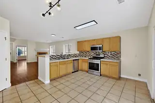 10928 SERPENTINE Court NW Kitchen