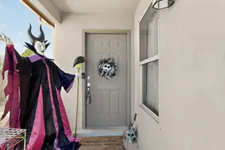 680 PURPLE ASTER Avenue SW 