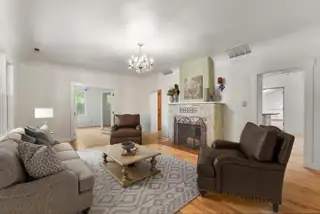 3871 CORRALES Road Living Room