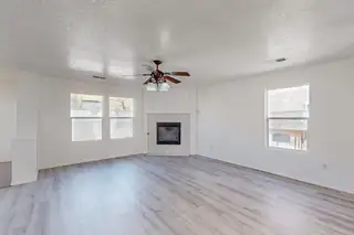 1112 TELSTAR Loop NW 