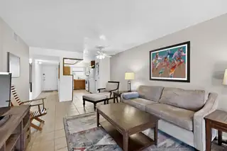 1344 GRANDE Boulevard SE D Living Room