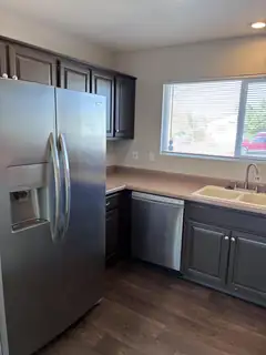 21 SOMMERSET Drive SE Kitchen