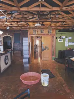 7913-15 MENAUL Boulevard NE 