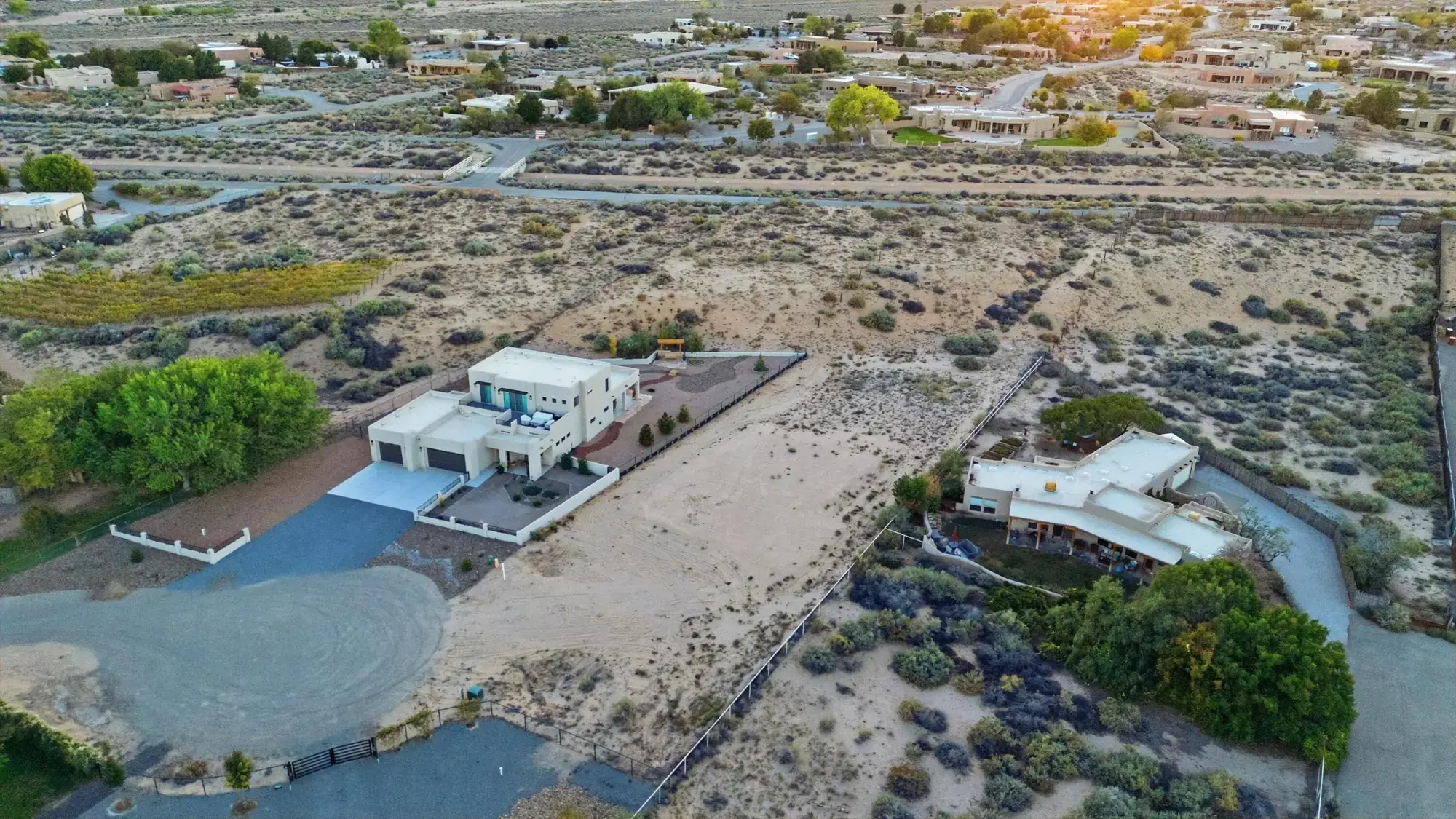 100 Camino De Claudio