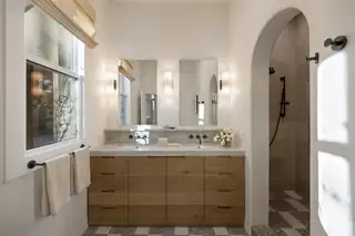 629 E Palace Avenue 1 Patio