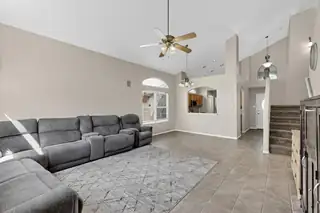 7444 SIDEWINDER Drive NE 