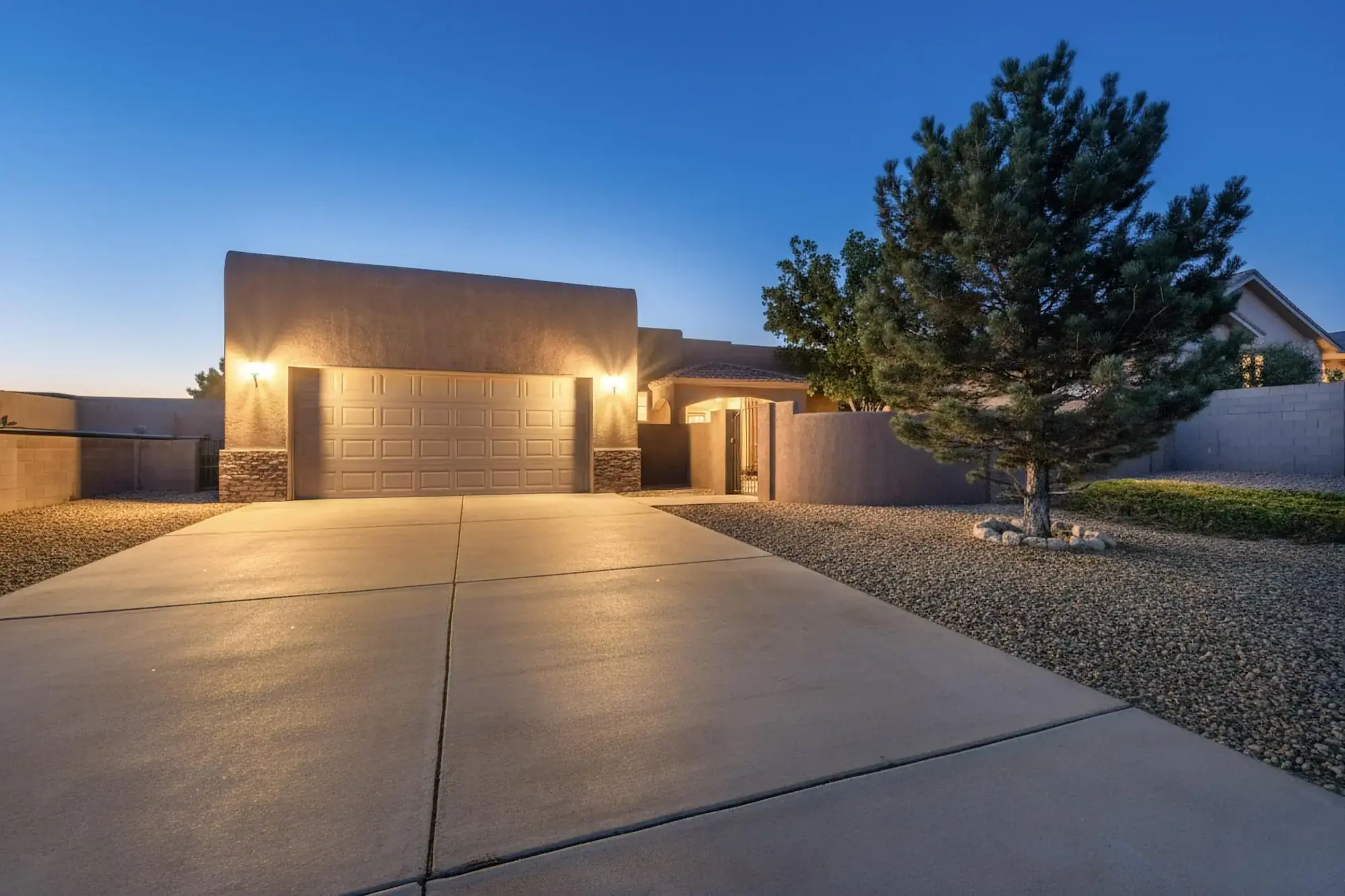 3106 RACHEL Court NE