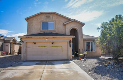 96 Avenida Jardin, Los Lunas