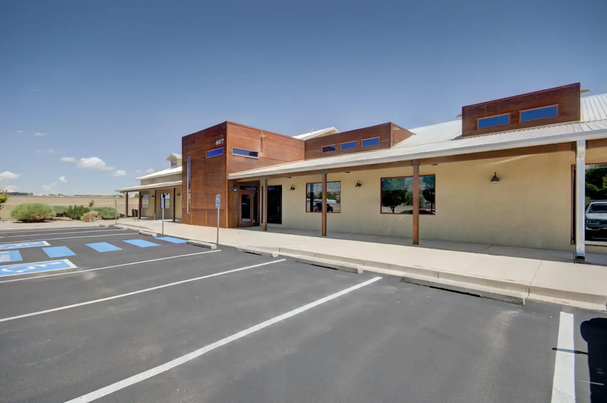 4477 IRVING Boulevard NW