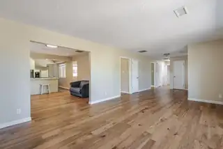 2612 Cutler Avenue NE 