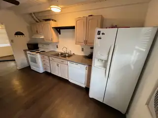 2819 MONTCLAIRE Drive NE 