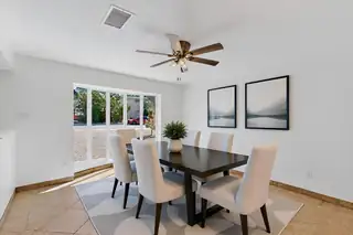 2301 SATURN Place NE 