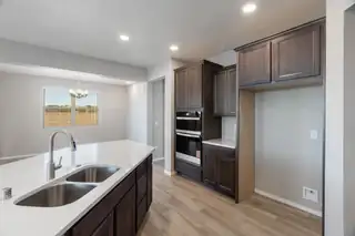 6817 Preston Road Kitchen