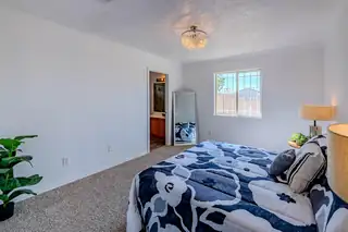 8900 LA VIDA Lane SW 