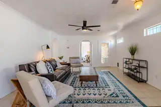 8900 LA VIDA Lane SW 