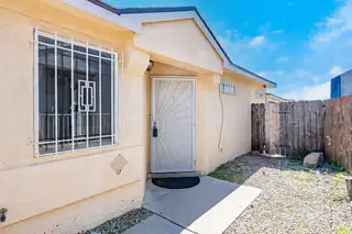 8900 LA VIDA Lane SW 