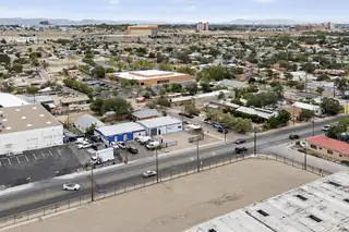 1302 Broadway Boulevard NE 