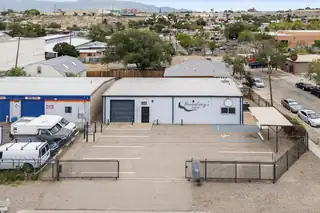 1302 Broadway Boulevard NE 