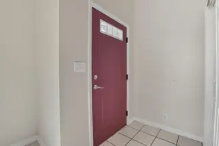 8305 SHAWNEE Place SE 