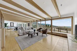 9 Sandia Heights Drive NE Living Room