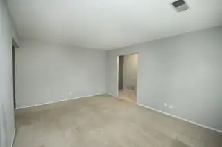 3704 GLORIETA Street NE Living Room