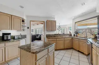 11436 Woodmar Lane NE Kitchen