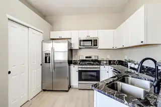 4115 Bluestem Court NW Kitchen