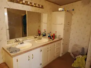11 Bunton Road Bathroom