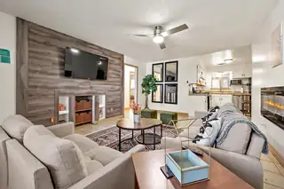 308 LA MEDIA Road SW, Albuquerque