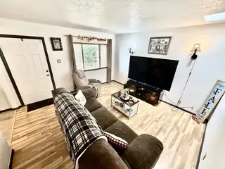 1724 Glorieta Street NE Living Room