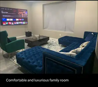 3073 Shannon Lane NE Living Room