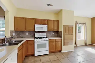 3720 Candelarias Lane Kitchen