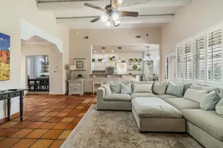 9510 Modesto Avenue NE 