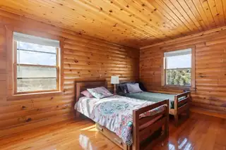 93 Cedar Ridge Road Bedroom