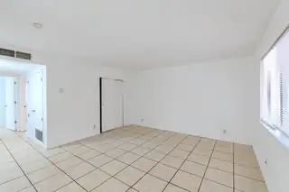 126 RHODE ISLAND Street SE 