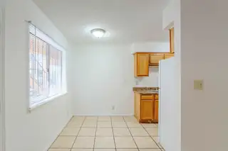 126 RHODE ISLAND Street SE 