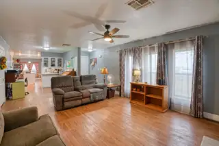 144 Valdez Road Living Room