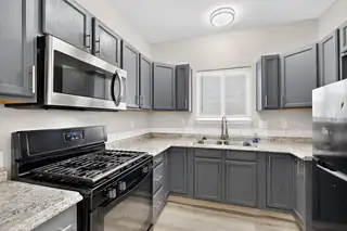 5142 WESTERN BREEZE Court NW Kitchen