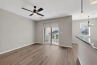 4509 Villa Loma Lane NE Living Room