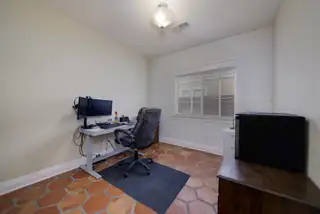 8928 Oso Corridor Place NW Home Office