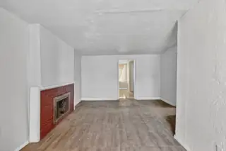 2226 John Street Living Room