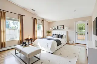 1106 Valley View Drive SW Bedroom