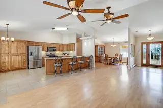 1106 Valley View Drive SW 