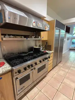 5536 Overlook Drive NE 