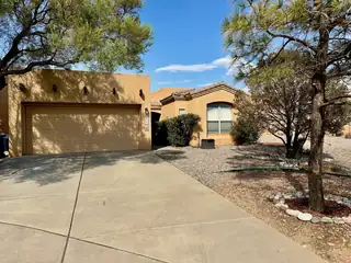 1109 Via Tomas NE, Albuquerque