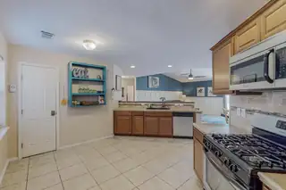 3010 May Circle SE Kitchen