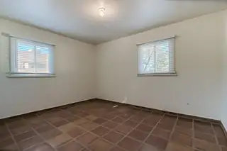 721 Palomas Drive NE Living Room