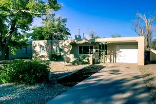 721 Palomas Drive NE, Albuquerque
