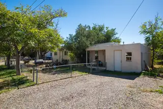 502 Headingly Avenue NW 