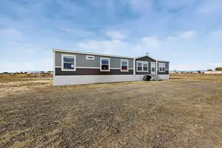 41 Washington Loop A Living Room